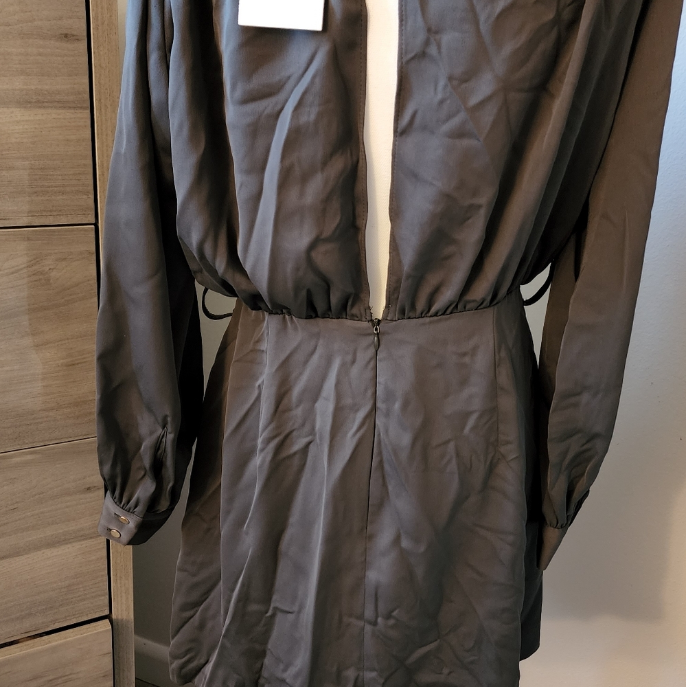 Women's dress. New with tags. Zara. Size M.